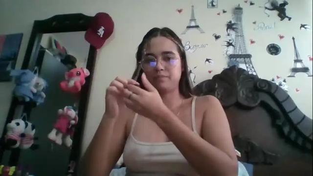 Image 11 of triana_bell Stream on Chaturbate on 2 months ago