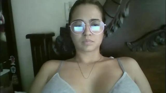 Image 11 of triana_bell Stream on Chaturbate on 2 months ago