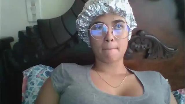 Image 12 of triana_bell Stream on Chaturbate on 13 days ago