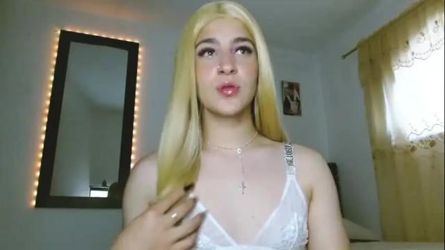 Image 6 of triana_damelio Stream on Chaturbate on 2 months ago