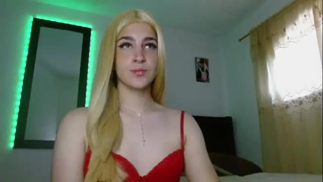 Image 11 of triana_damelio Stream on Chaturbate on 1 month ago