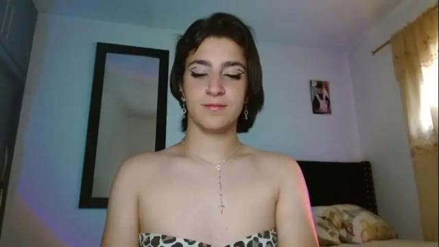 Image 11 of triana_damelio Stream on Chaturbate on 1 month ago