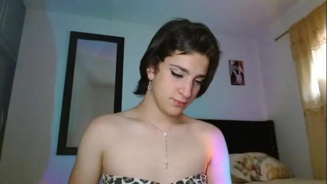 Image 8 of triana_damelio Stream on Chaturbate on 1 month ago