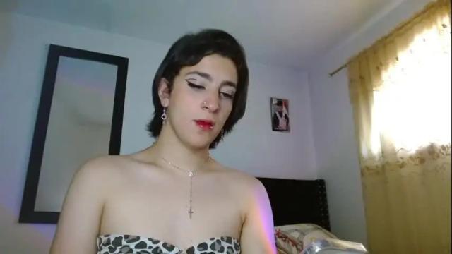 Image 4 of triana_damelio Stream on Chaturbate on 1 month ago