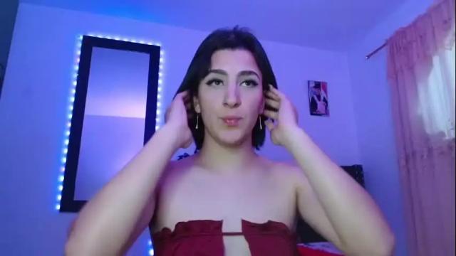 Image 4 of triana_damelio Stream on Chaturbate on 11 days ago