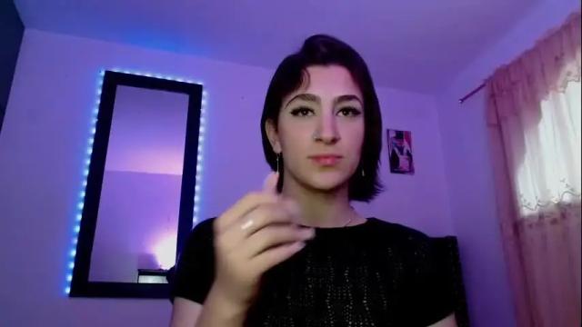 Image 11 of triana_damelio Stream on Chaturbate on 11 days ago