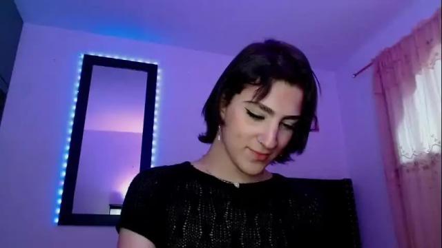 Image 12 of triana_damelio Stream on Chaturbate on 11 days ago