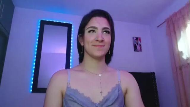 Image 2 of triana_damelio Stream on Chaturbate on 9 days ago