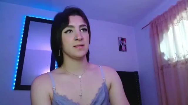 Image 7 of triana_damelio Stream on Chaturbate on 9 days ago
