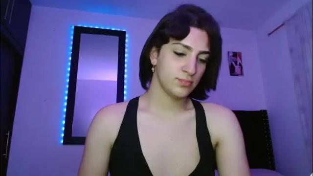 Image 8 of triana_damelio Stream on Chaturbate on 2 months ago