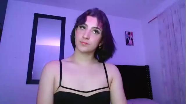 Image 3 of triana_damelio Stream on Chaturbate on 2 months ago