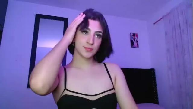Image 4 of triana_damelio Stream on Chaturbate on 2 months ago