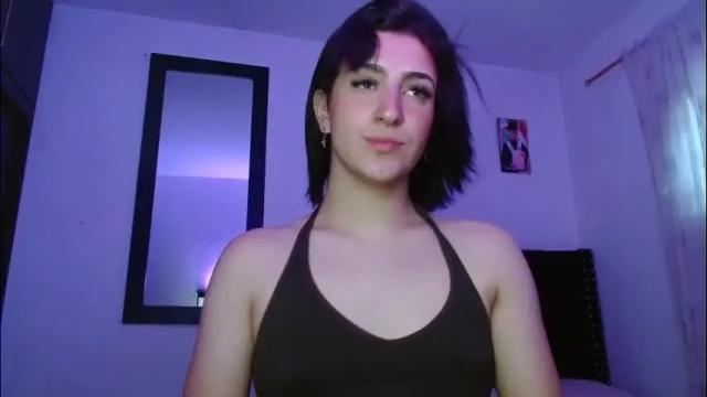Image 6 of triana_damelio Stream on Chaturbate on 2 months ago