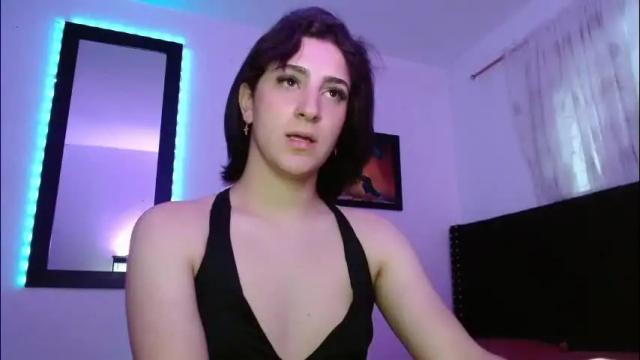 Image 12 of triana_damelio Stream on Chaturbate on 2 months ago