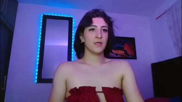 Image 12 of triana_damelio Stream on Chaturbate on 2 months ago