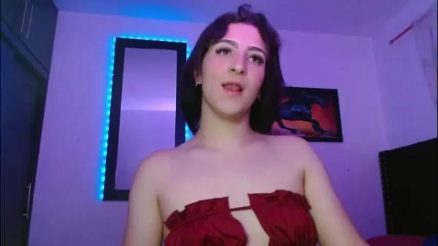 Image 4 of triana_damelio Stream on Chaturbate on 2 months ago