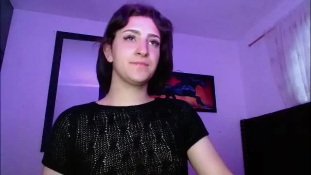 Image 10 of triana_damelio Stream on Chaturbate on 2 months ago