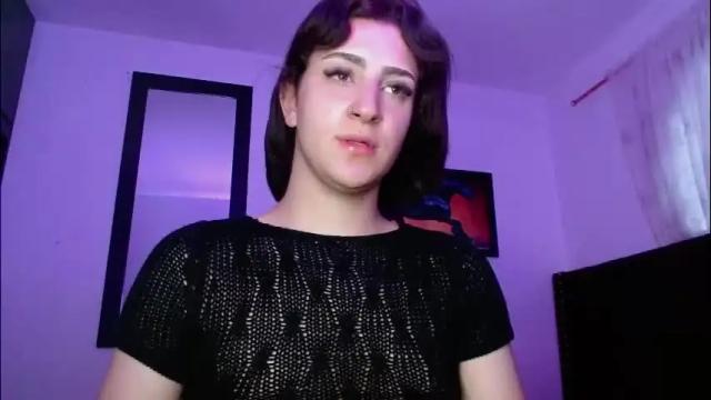 Image 12 of triana_damelio Stream on Chaturbate on 2 months ago