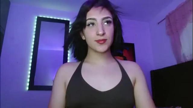 Image 3 of triana_damelio Stream on Chaturbate on 1 month ago