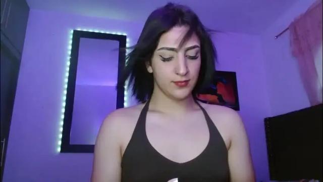 Image 7 of triana_damelio Stream on Chaturbate on 1 month ago