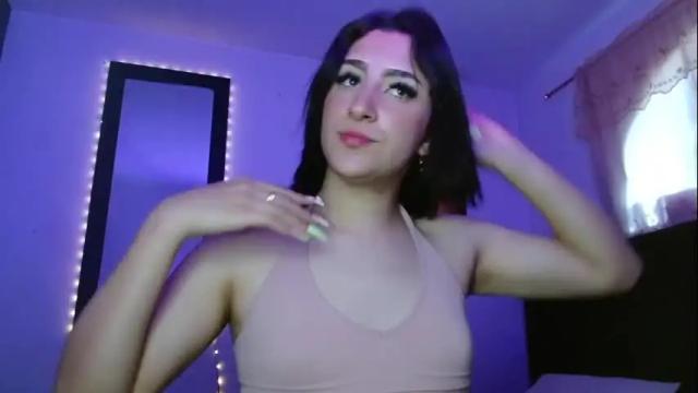 Image 2 of triana_damelio Stream on Chaturbate on 1 month ago