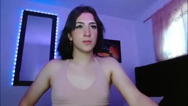 Image 6 of triana_damelio Stream on Chaturbate on 1 month ago