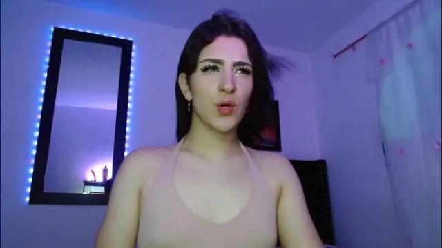 Image 2 of triana_damelio Stream on Chaturbate on 25 days ago