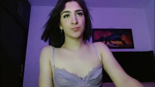 Image 2 of triana_damelio Stream on Chaturbate on 1 day ago