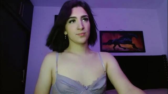 Image 6 of triana_damelio Stream on Chaturbate on 1 day ago
