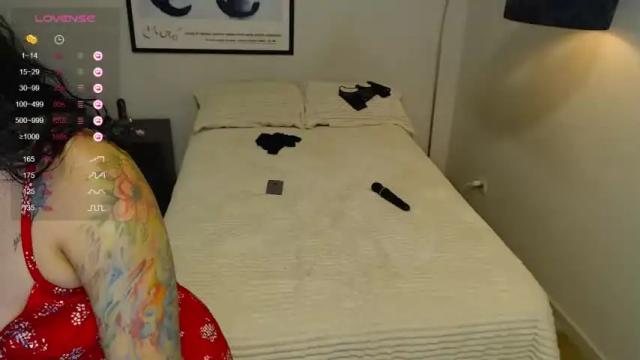Image 10 of triciamoonhaven Stream on Chaturbate on 19 months ago
