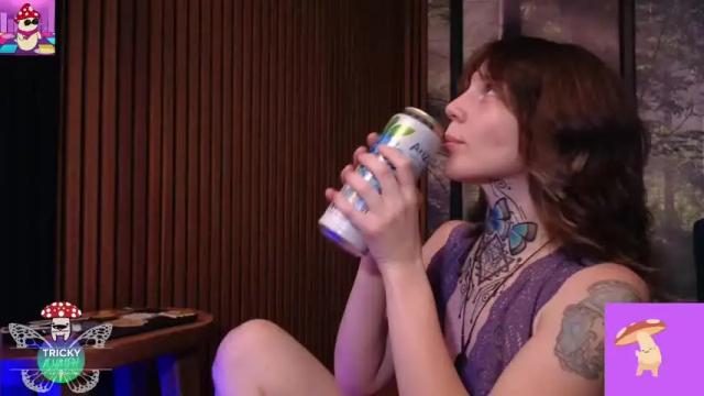Image 3 of tricky_nymph Stream on Chaturbate on 9 days ago