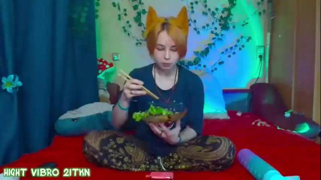 Image 6 of trickykitsune Stream on Chaturbate on 13 days ago