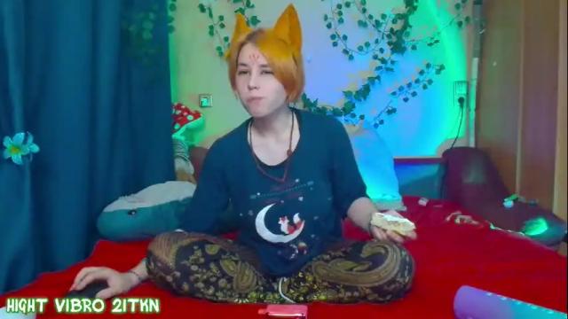 Image 7 of trickykitsune Stream on Chaturbate on 13 days ago