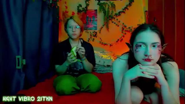 Image 7 of trickykitsune Stream on Chaturbate on 2 months ago