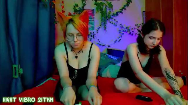 Image 4 of trickykitsune Stream on Chaturbate on 1 month ago