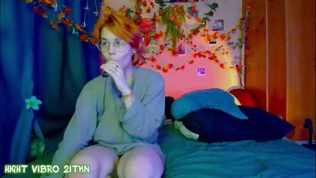 Image 6 of trickykitsune Stream on Chaturbate on 1 month ago