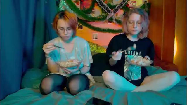 Image 2 of trickykitsune Stream on Chaturbate on 1 day ago