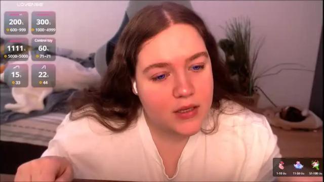 Image 3 of trinititi Stream on Chaturbate on 1 month ago