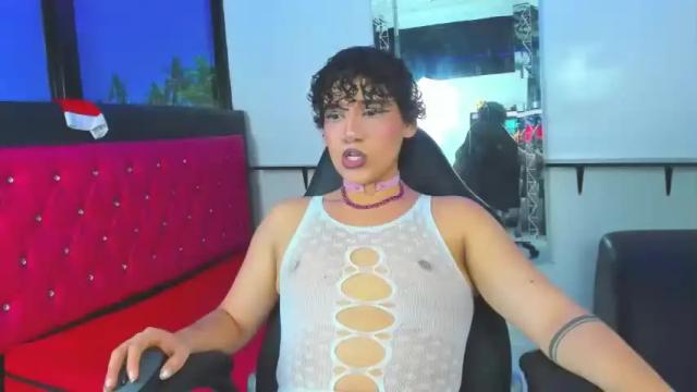 Image 4 of trinity_moretti Stream on Chaturbate on 19 months ago