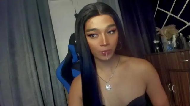 Image 2 of trinityfucksyou Stream on Chaturbate on 2 months ago