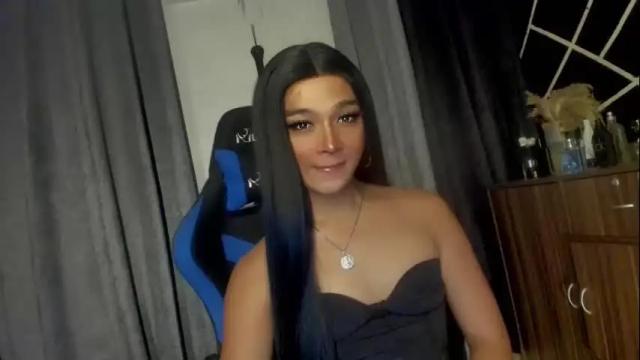 Image 8 of trinityfucksyou Stream on Chaturbate on 2 months ago