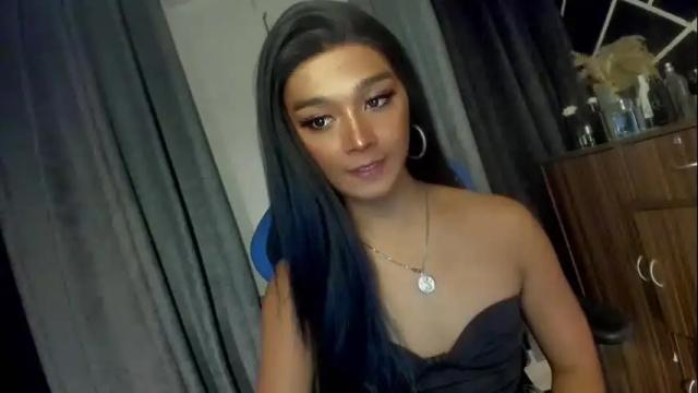 Image 8 of trinityfucksyou Stream on Chaturbate on 2 months ago