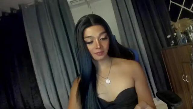 Image 4 of trinityfucksyou Stream on Chaturbate on 2 months ago