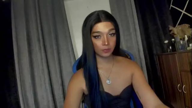 Image 8 of trinityfucksyou Stream on Chaturbate on 2 months ago