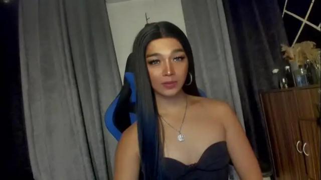 Image 4 of trinityfucksyou Stream on Chaturbate on 2 months ago