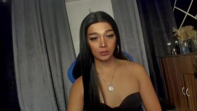 Image 8 of trinityfucksyou Stream on Chaturbate on 2 months ago