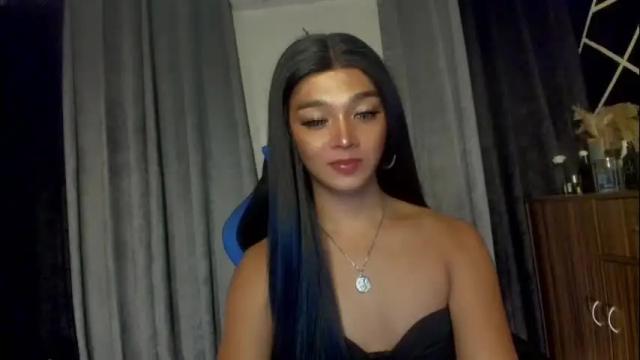 Image 2 of trinityfucksyou Stream on Chaturbate on 2 months ago