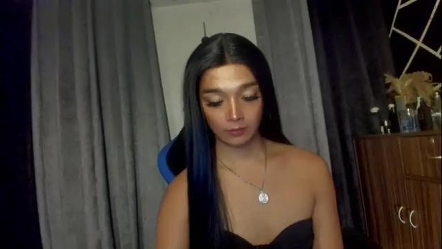 Image 2 of trinityfucksyou Stream on Chaturbate on 2 months ago