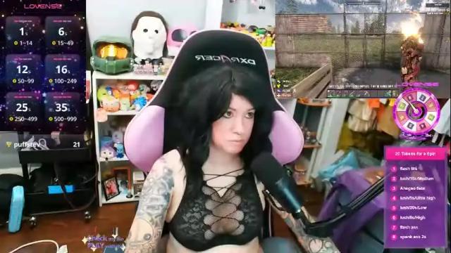 Image 2 of trinitykatze Stream on Chaturbate on 2 months ago