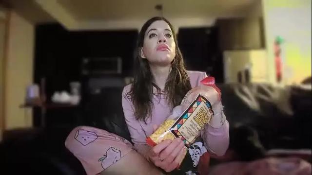 Image 10 of trinityxsecret Stream on Chaturbate on 7 months ago